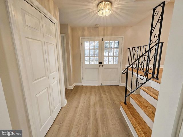 4904 SHOPTON DR, Temple Hills, MD 20748