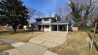 4904 SHOPTON DR, Temple Hills, MD 20748