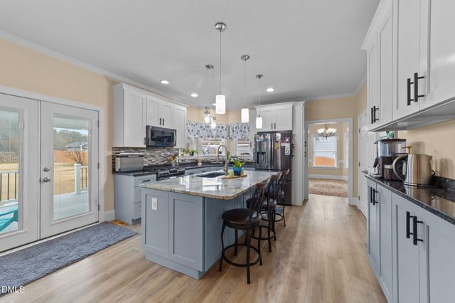 6952 Ogburn Farms Drive, Willow Springs, NC 27592