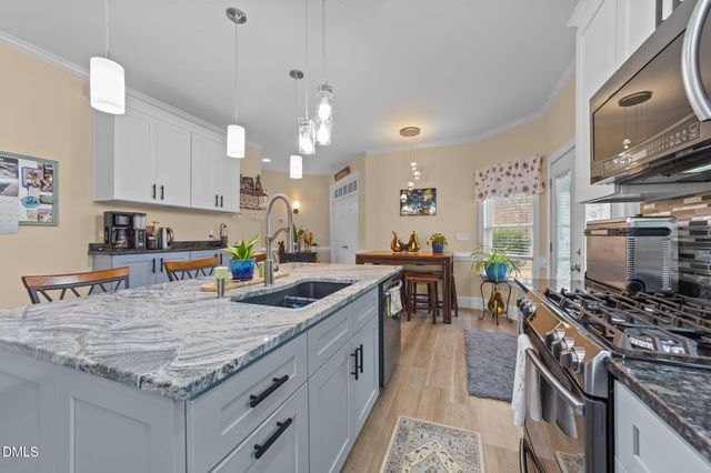 6952 Ogburn Farms Drive, Willow Springs, NC 27592