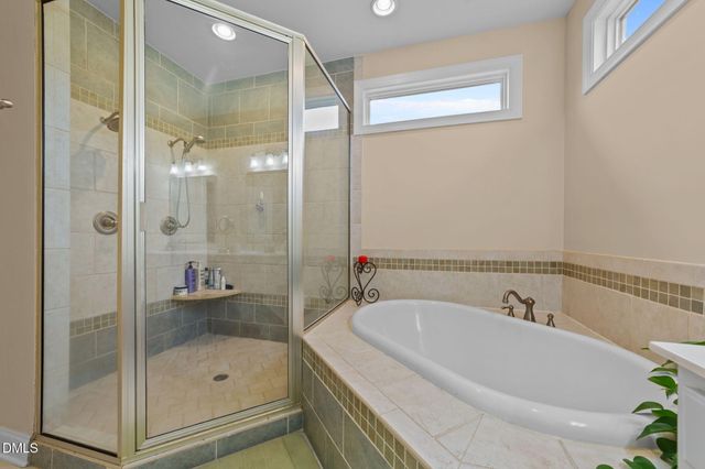 6952 Ogburn Farms Drive, Willow Springs, NC 27592