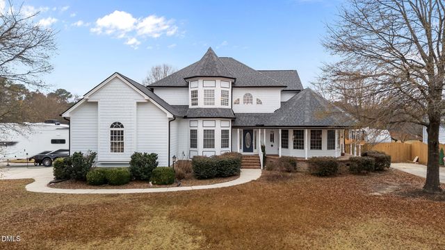 6952 Ogburn Farms Drive, Willow Springs, NC 27592