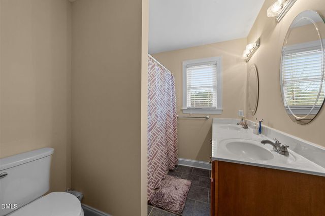 6952 Ogburn Farms Drive, Willow Springs, NC 27592