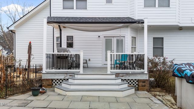 6952 Ogburn Farms Drive, Willow Springs, NC 27592