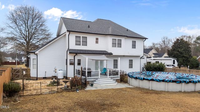 6952 Ogburn Farms Drive, Willow Springs, NC 27592