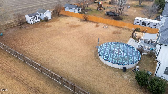 6952 Ogburn Farms Drive, Willow Springs, NC 27592