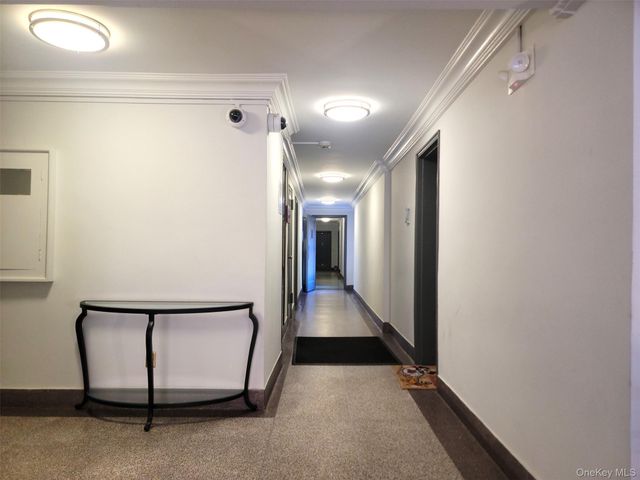 325 Main Street 5A, White Plains, NY 10601