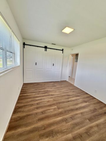 5263 Cresthaven Boulevard A, West Palm Beach, FL 33415