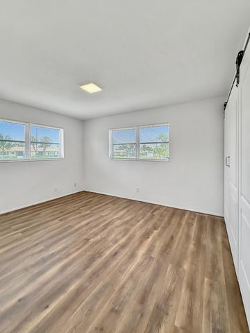 5263 Cresthaven Boulevard A, West Palm Beach, FL 33415