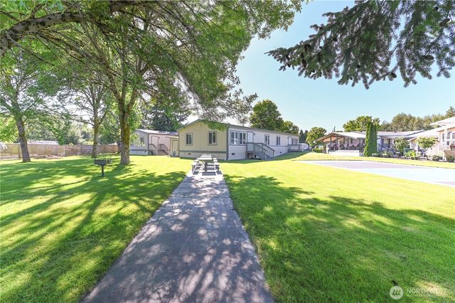 14727 43rd Avenue NE #105, Marysville, WA 98271