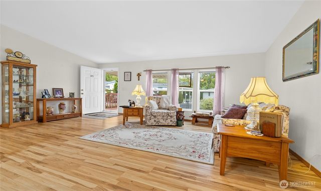 14727 43rd Avenue NE #105, Marysville, WA 98271