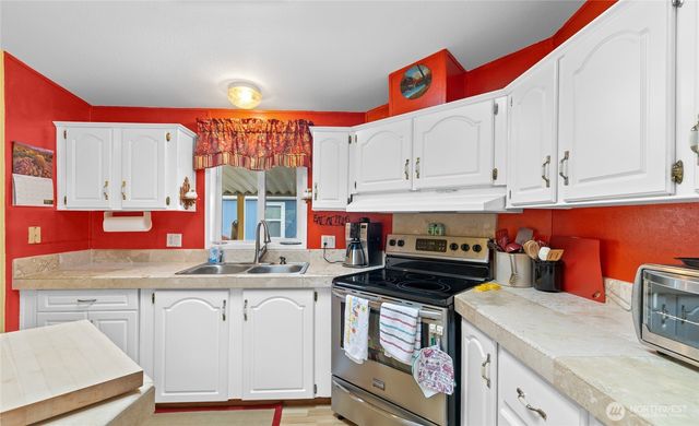 14727 43rd Avenue NE #105, Marysville, WA 98271