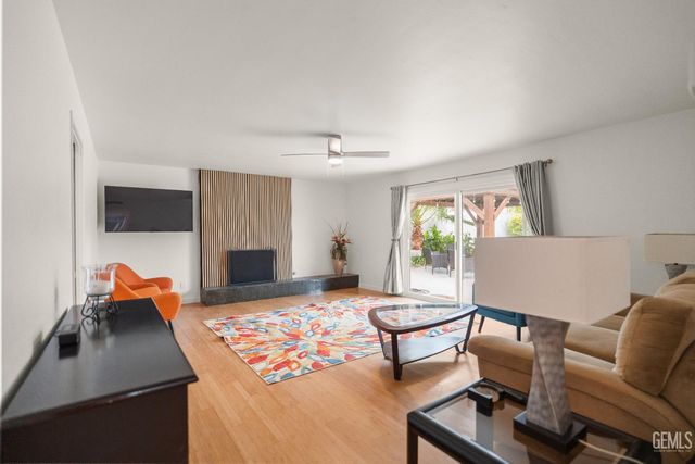 917 2nd Street, Taft, CA 93268