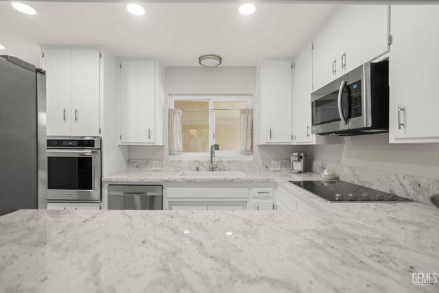 917 2nd Street, Taft, CA 93268