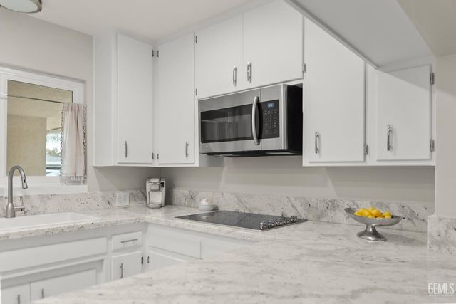 917 2nd Street, Taft, CA 93268