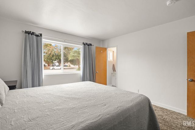 917 2nd Street, Taft, CA 93268