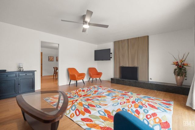 917 2nd Street, Taft, CA 93268