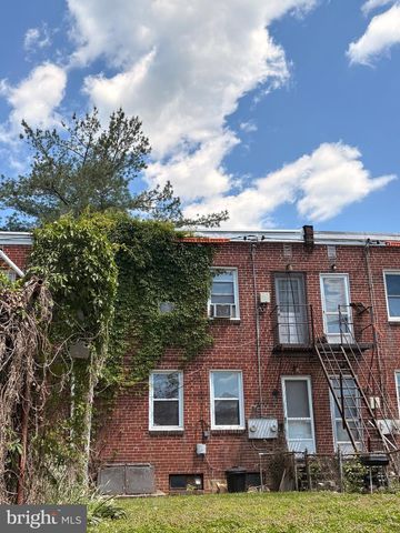 2114 SENECA RD, Wilmington, DE 19805