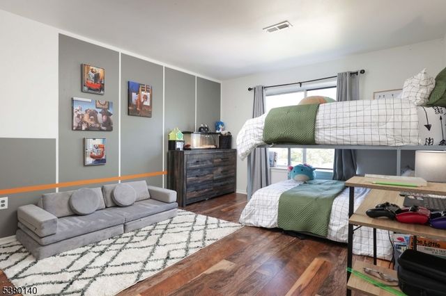 90 Farnham Sq 290, Sayreville Boro, NJ 08859