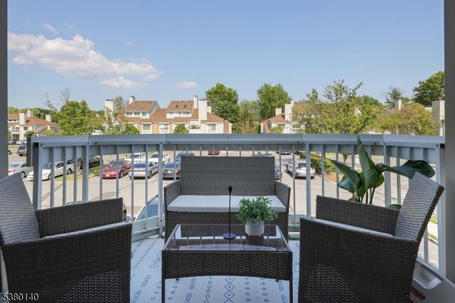 90 Farnham Sq 290, Sayreville Boro, NJ 08859