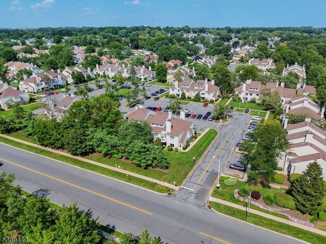 90 Farnham Sq 290, Sayreville Boro, NJ 08859