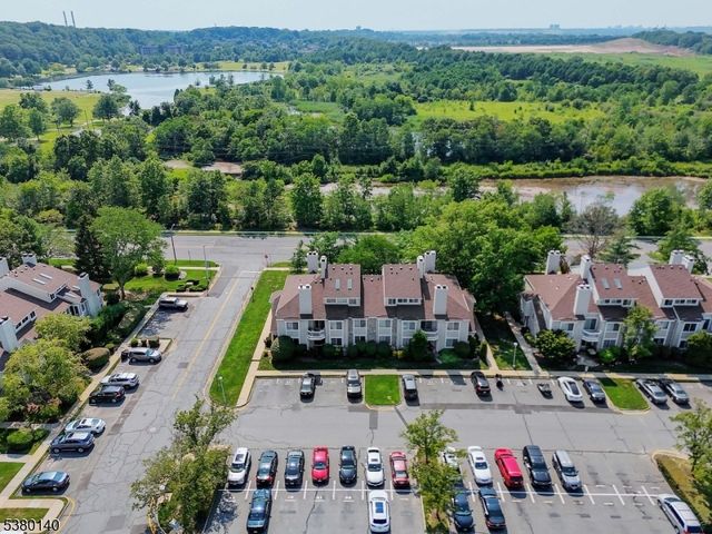 90 Farnham Sq 290, Sayreville Boro, NJ 08859