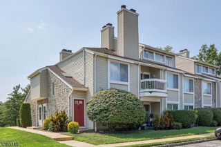 90 Farnham Sq 290, Sayreville Boro, NJ 08859