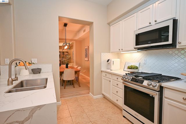 4739 Perugia St, Dublin, CA 94568