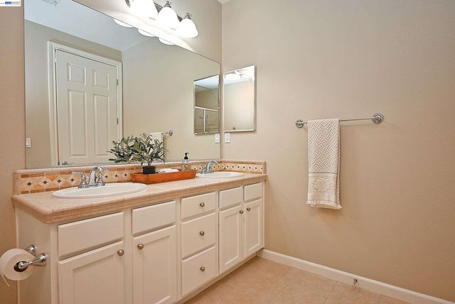 4739 Perugia St, Dublin, CA 94568