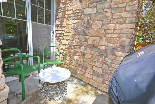 4739 Perugia St, Dublin, CA 94568