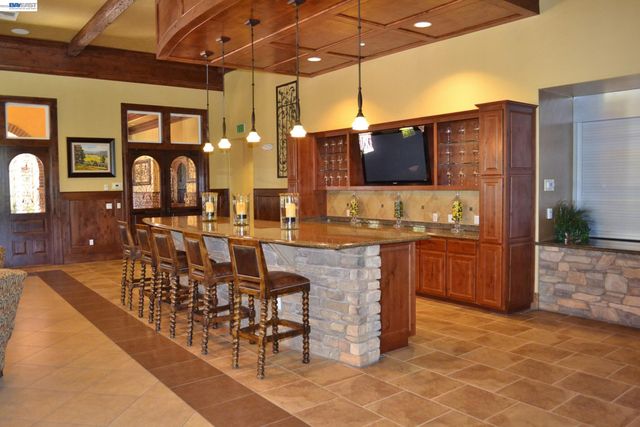 4739 Perugia St, Dublin, CA 94568