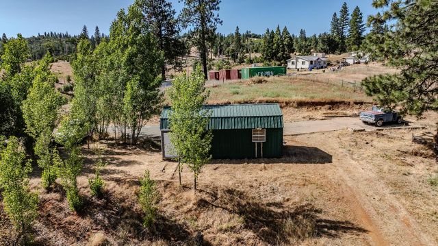 8133 West Old Emigrant Trl, Mountain Ranch, CA 95246