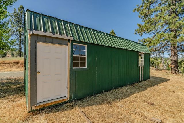 8133 West Old Emigrant Trl, Mountain Ranch, CA 95246