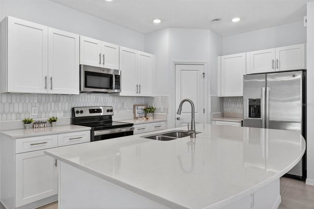 3583 DAVENPORT CREEK COURT, Kissimmee, FL 34746