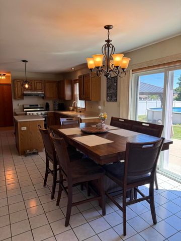 2961 Hillcrest Drive, Dyer, IN 46311