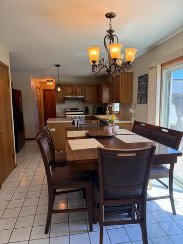 2961 Hillcrest Drive, Dyer, IN 46311