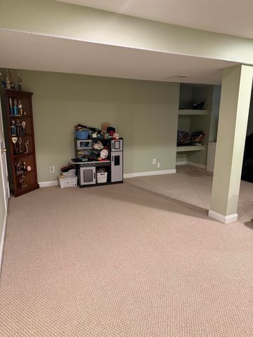 2961 Hillcrest Drive, Dyer, IN 46311