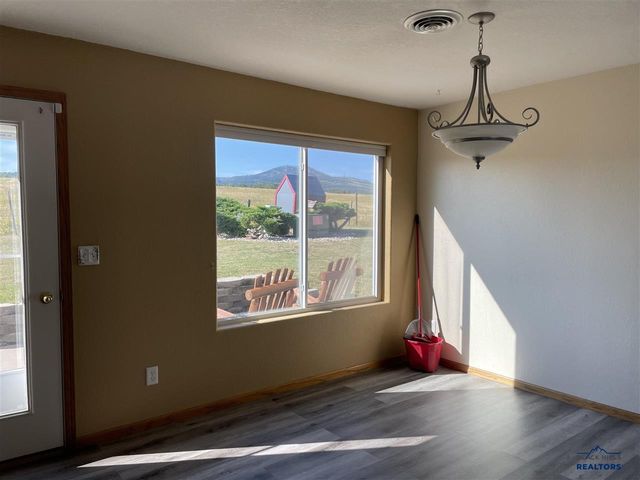 633 Maple Drive, Spearfish, SD 57783