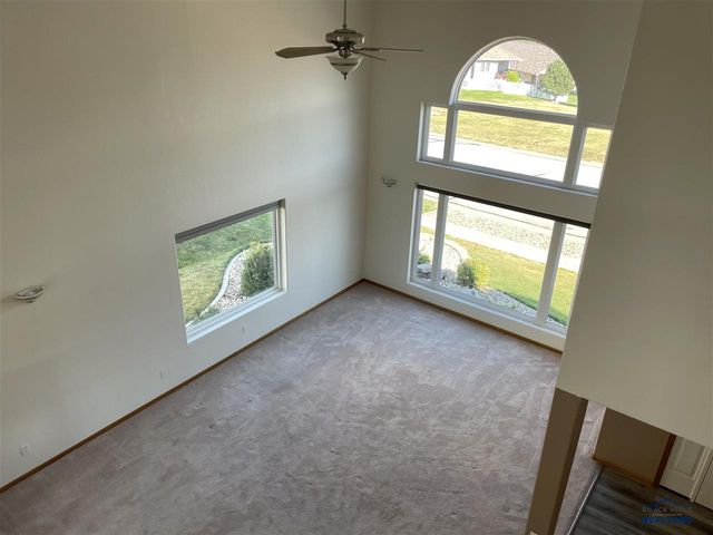 633 Maple Drive, Spearfish, SD 57783