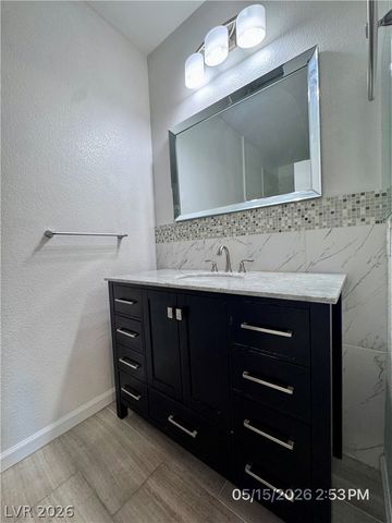 251 South Green Valley Parkway 2421, Henderson, NV 89012