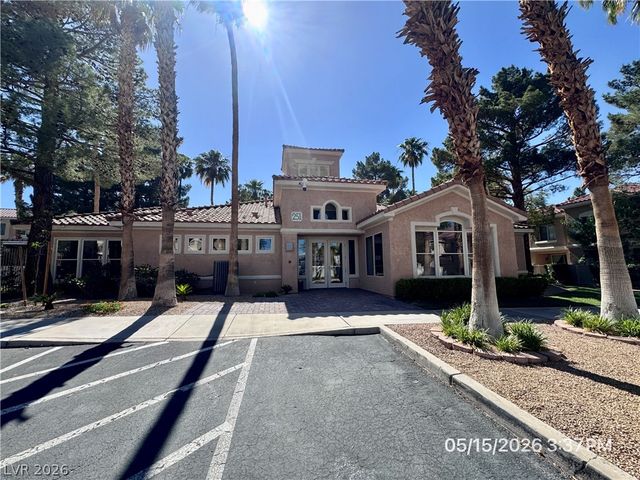 251 South Green Valley Parkway 2421, Henderson, NV 89012