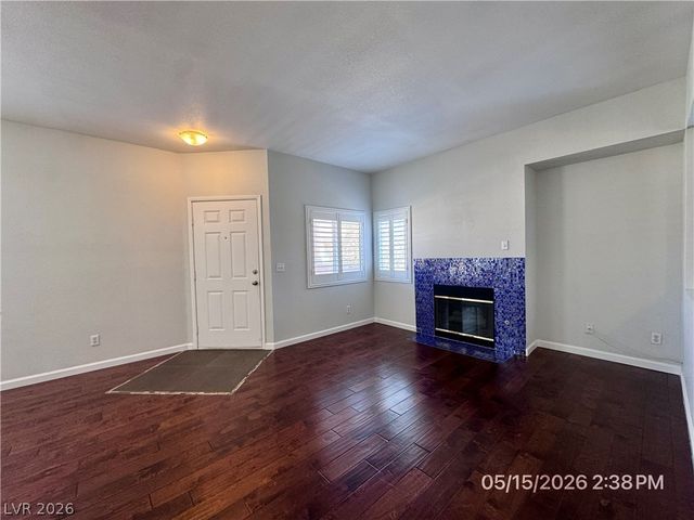 251 South Green Valley Parkway 2421, Henderson, NV 89012