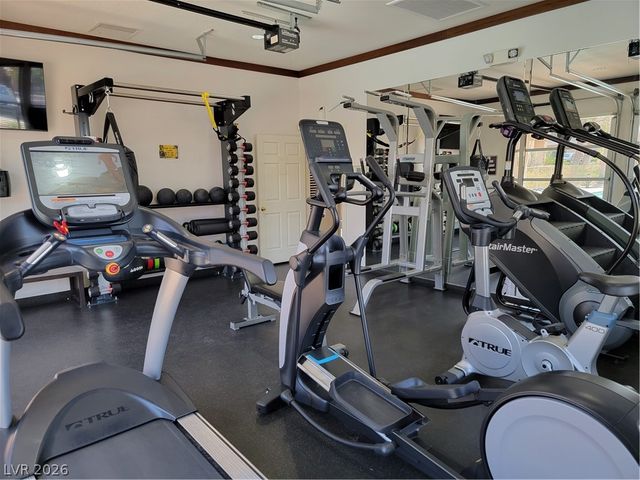 251 South Green Valley Parkway 2421, Henderson, NV 89012