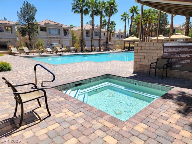251 South Green Valley Parkway 2421, Henderson, NV 89012