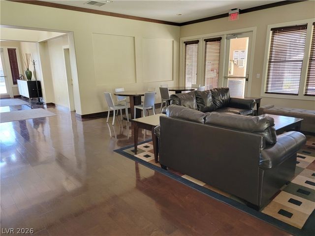 251 South Green Valley Parkway 2421, Henderson, NV 89012