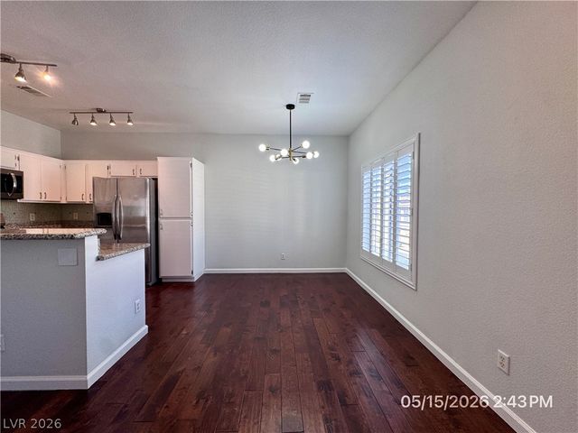 251 South Green Valley Parkway 2421, Henderson, NV 89012