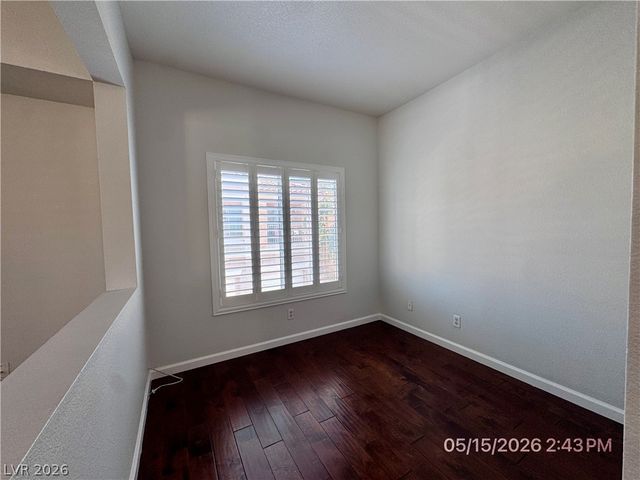 251 South Green Valley Parkway 2421, Henderson, NV 89012