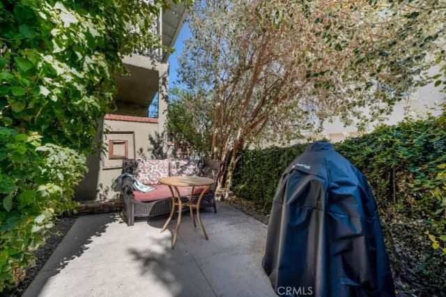 14238 Dickens Street 3, Sherman Oaks, CA 91423