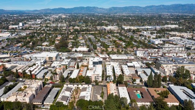 14238 Dickens Street 3, Sherman Oaks, CA 91423