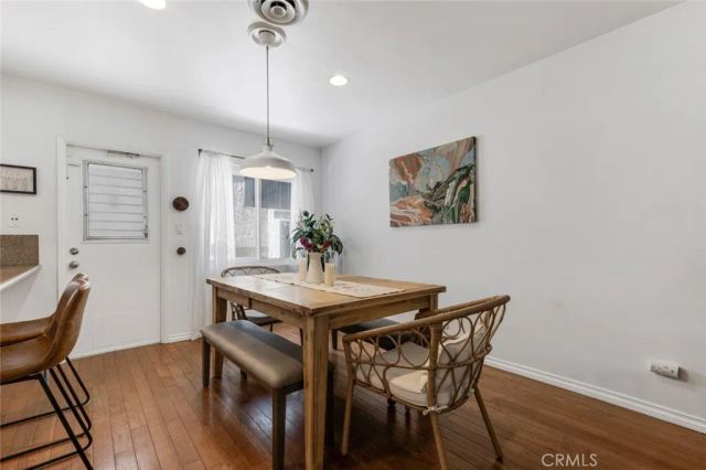 14238 Dickens Street 3, Sherman Oaks, CA 91423